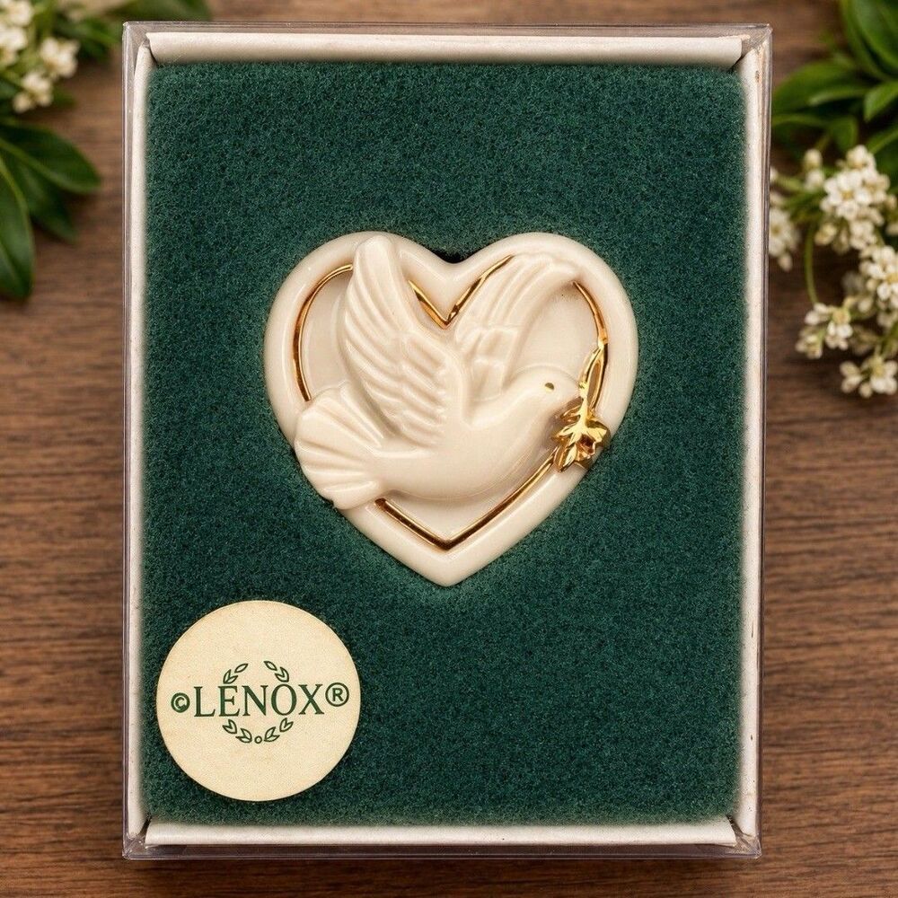 Vtg Lenox Porcelain Heart Peace Dove Olive Branch Bird Gold Plated Trim Brooch